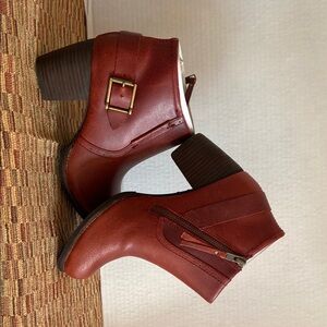 Women's Fireweed Ankle Boots